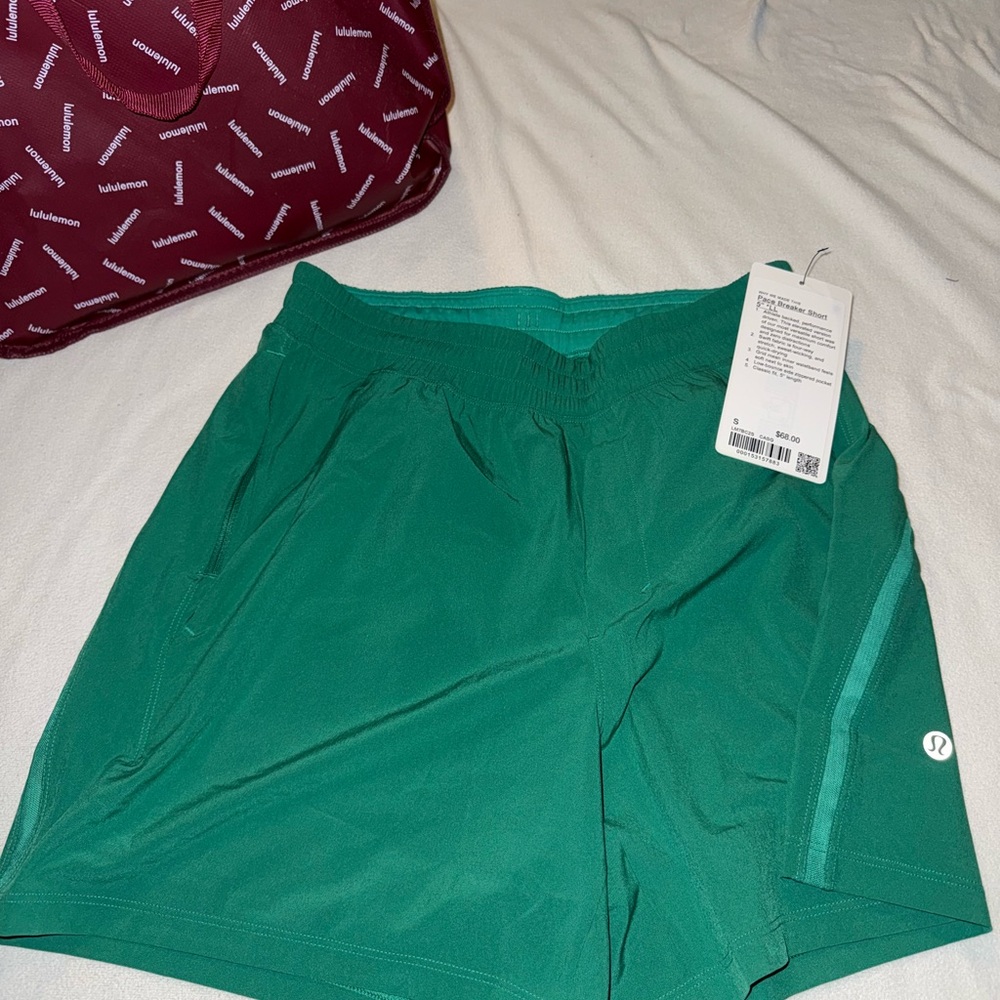 lululemon athletica Green Athletic Shorts Lightweight Elastic Waist